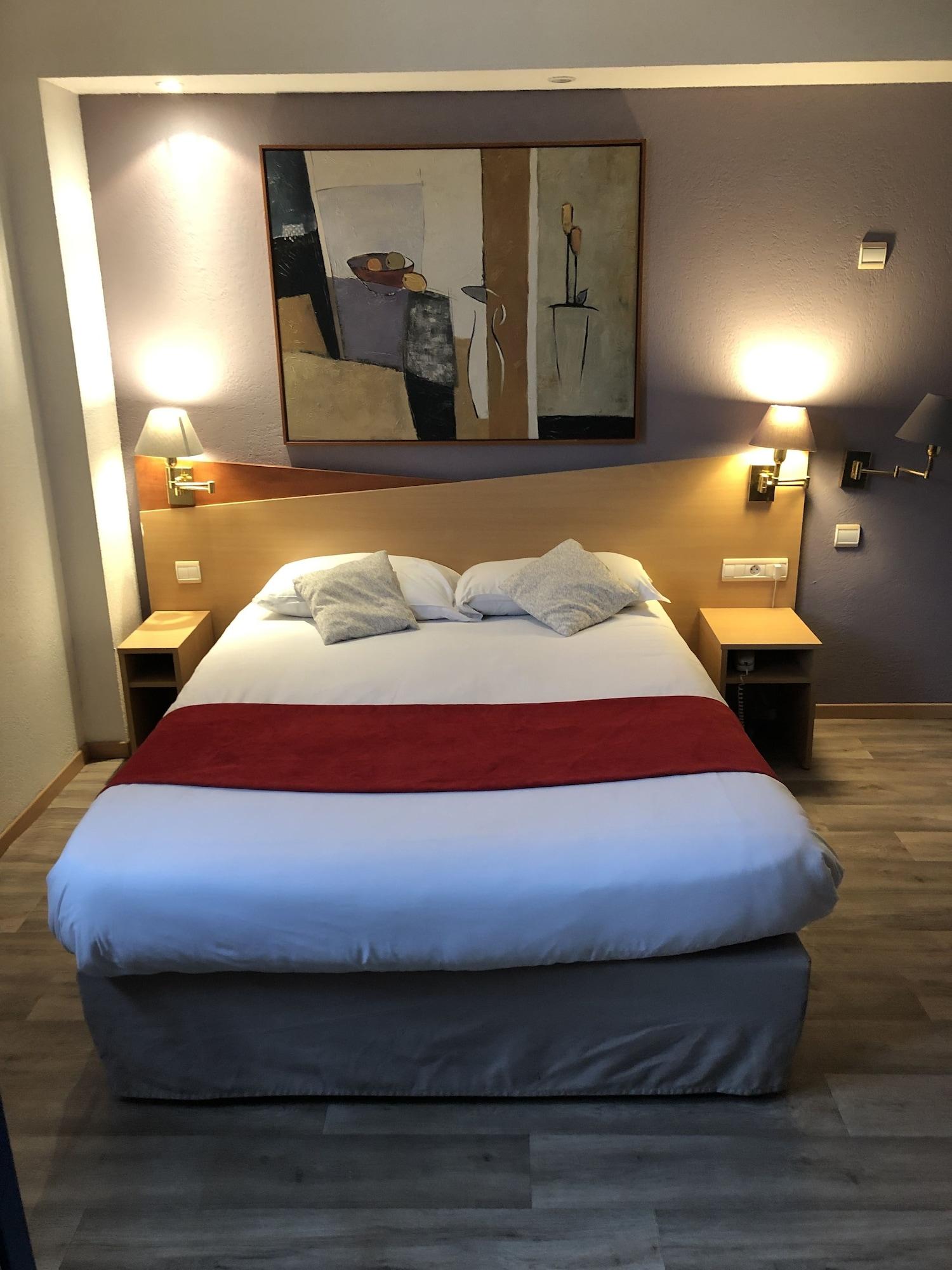 Brit Hotel Toulon - La Valette Esterno foto