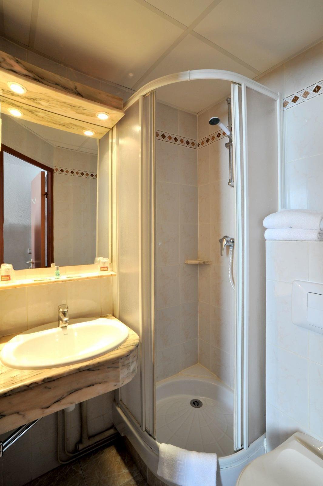 Brit Hotel Toulon - La Valette Esterno foto
