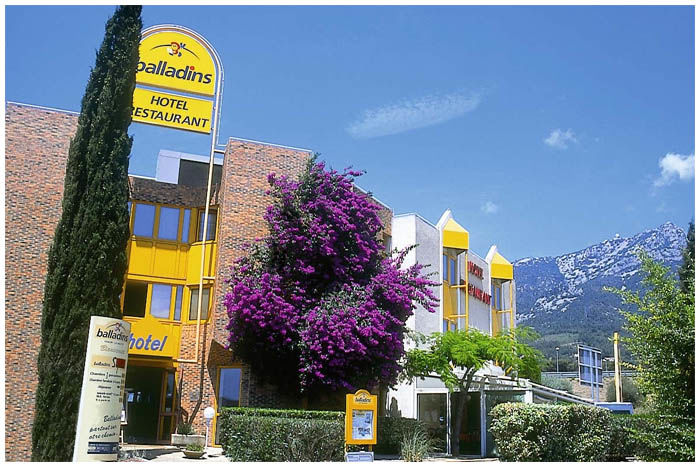 Brit Hotel Toulon - La Valette Esterno foto