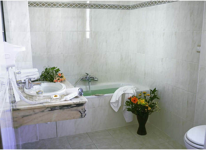 Brit Hotel Toulon - La Valette Esterno foto